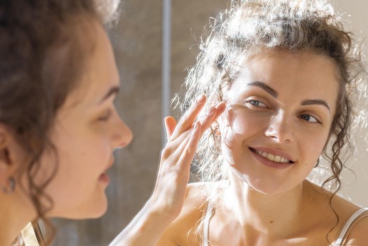 Why Does the Skin Barrier Weaken and How Can It Be Strengthened?