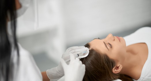 Saç Köklerini Güçlendiren Klinik Uygulamalar