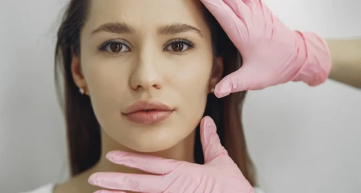 Yüz Asimetrisi İçin Dermatolojik Çözümler