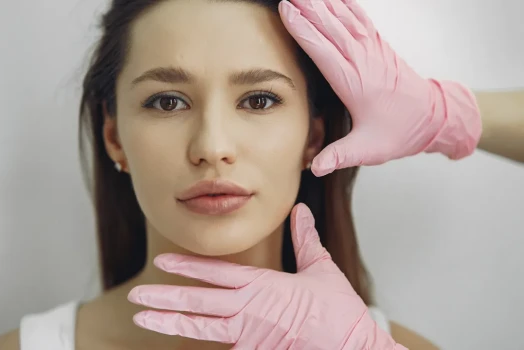 Yüz Asimetrisi İçin Dermatolojik Çözümler