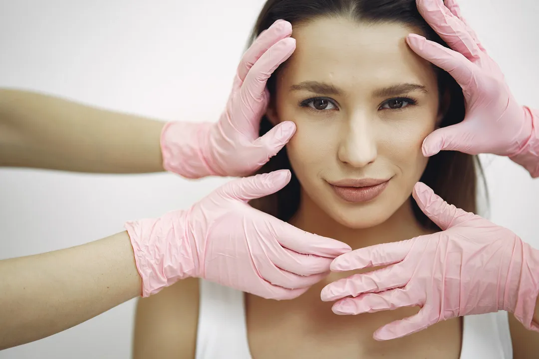 Yüz Asimetrisi İçin Dermatolojik Çözümler